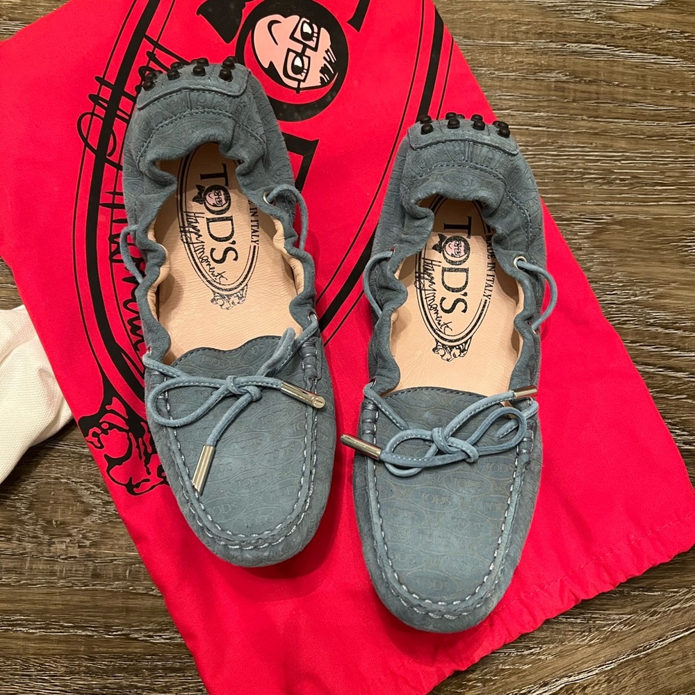 TOD'S HAPPY MOMENTS BY ALBER ELBAZ Woman's Suede Loafer
